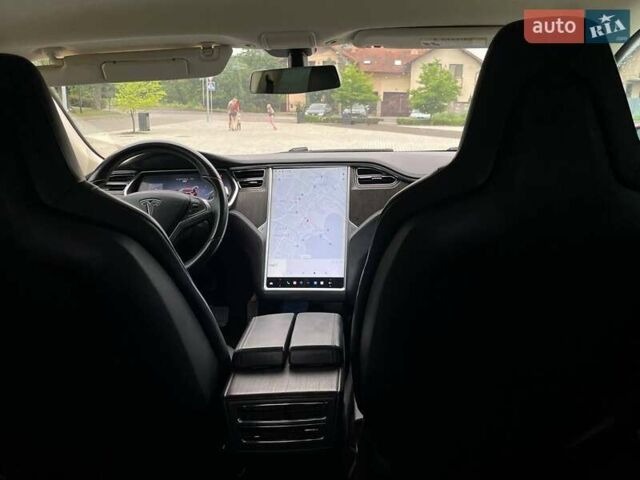 Червоний Тесла Модель С, об'ємом двигуна 0 л та пробігом 170 тис. км за 16800 $, фото 12 на Automoto.ua