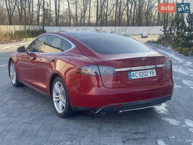 Красный Тесла Модель С, объемом двигателя 0 л и пробегом 125 тыс. км за 12200 $, фото 2 на Automoto.ua