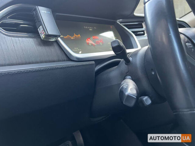 Червоний Тесла Модель С, об'ємом двигуна 85 л та пробігом 191 тис. км за 15700 $, фото 8 на Automoto.ua