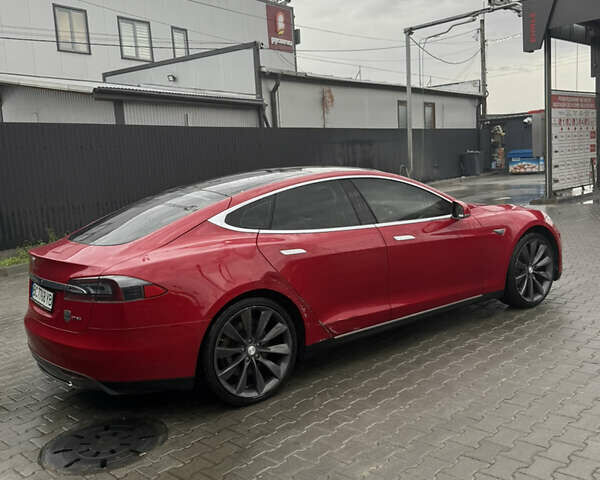 Красный Тесла Модель С, объемом двигателя 0 л и пробегом 306 тыс. км за 11500 $, фото 16 на Automoto.ua