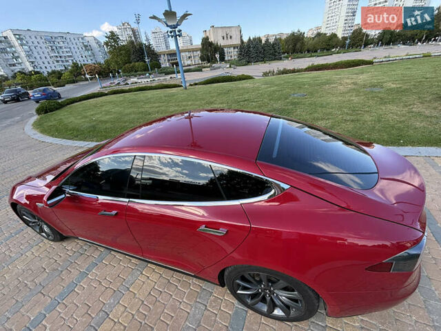 Червоний Тесла Модель С, об'ємом двигуна 0 л та пробігом 188 тис. км за 13900 $, фото 22 на Automoto.ua