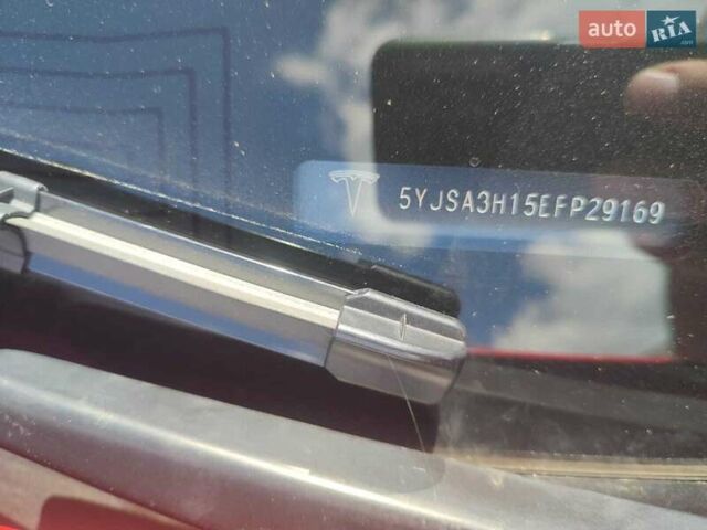 Красный Тесла Модель С, объемом двигателя 0 л и пробегом 251 тыс. км за 12900 $, фото 19 на Automoto.ua