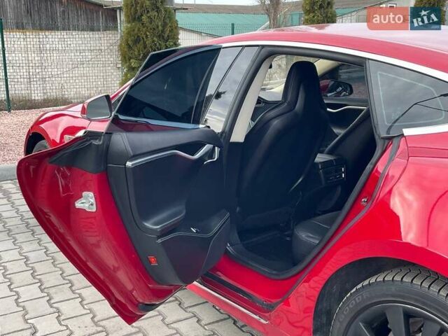 Красный Тесла Модель С, объемом двигателя 0 л и пробегом 236 тыс. км за 12999 $, фото 34 на Automoto.ua