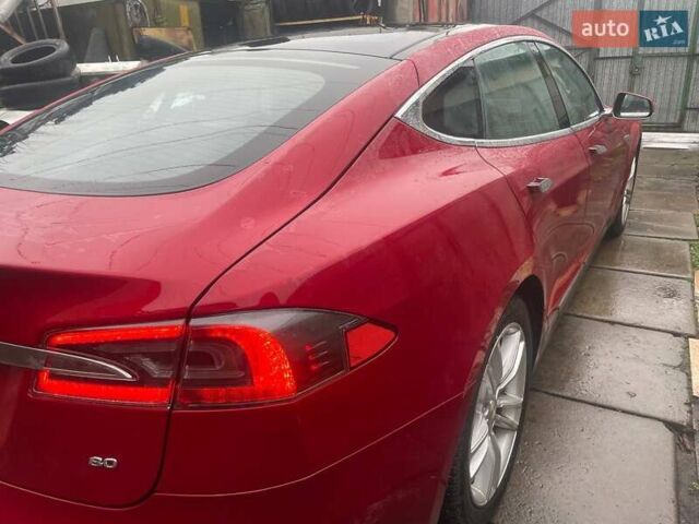 Красный Тесла Модель С, объемом двигателя 0 л и пробегом 186 тыс. км за 11500 $, фото 12 на Automoto.ua