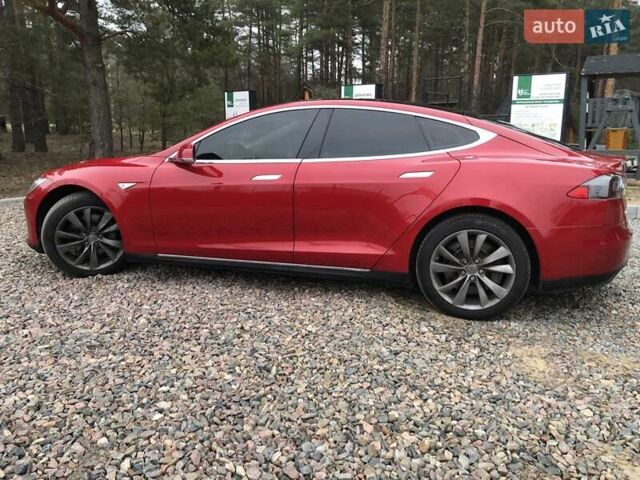 Красный Тесла Модель С, объемом двигателя 0 л и пробегом 353 тыс. км за 13400 $, фото 18 на Automoto.ua