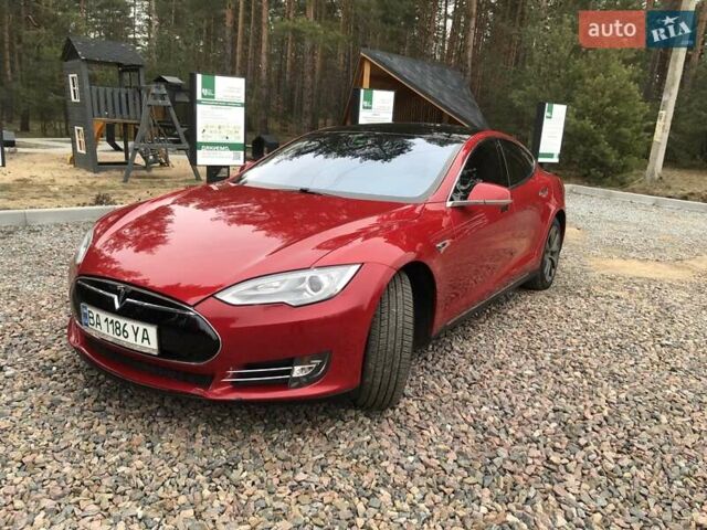Красный Тесла Модель С, объемом двигателя 0 л и пробегом 353 тыс. км за 13400 $, фото 26 на Automoto.ua