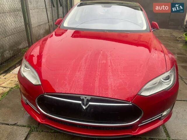Красный Тесла Модель С, объемом двигателя 0 л и пробегом 186 тыс. км за 11500 $, фото 16 на Automoto.ua