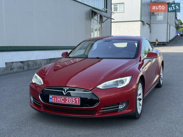 Червоний Тесла Модель С, об'ємом двигуна 0 л та пробігом 150 тис. км за 12000 $, фото 5 на Automoto.ua