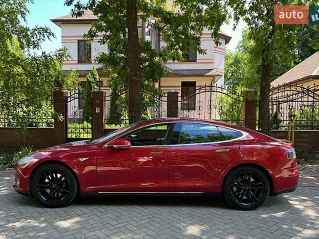 Червоний Тесла Модель С, об'ємом двигуна 0 л та пробігом 74 тис. км за 17500 $, фото 5 на Automoto.ua