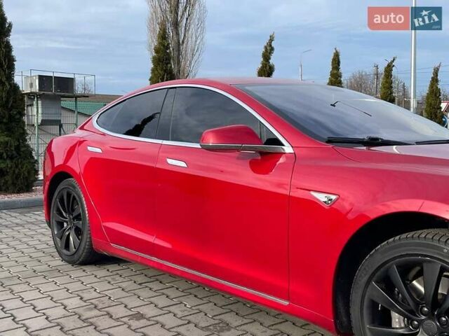 Червоний Тесла Модель С, об'ємом двигуна 0 л та пробігом 236 тис. км за 12999 $, фото 10 на Automoto.ua
