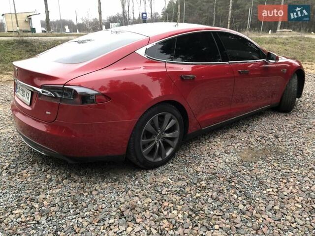 Красный Тесла Модель С, объемом двигателя 0 л и пробегом 353 тыс. км за 13400 $, фото 6 на Automoto.ua