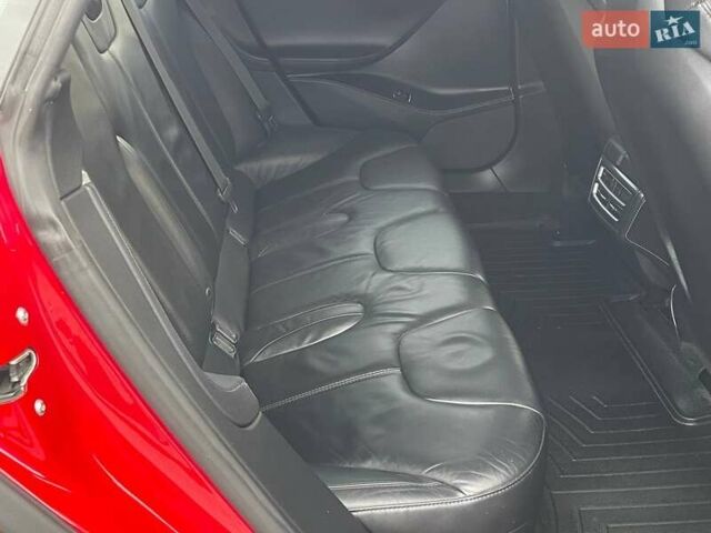 Красный Тесла Модель С, объемом двигателя 0 л и пробегом 236 тыс. км за 12999 $, фото 40 на Automoto.ua
