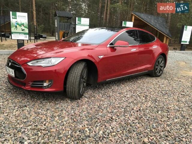 Красный Тесла Модель С, объемом двигателя 0 л и пробегом 353 тыс. км за 13400 $, фото 19 на Automoto.ua
