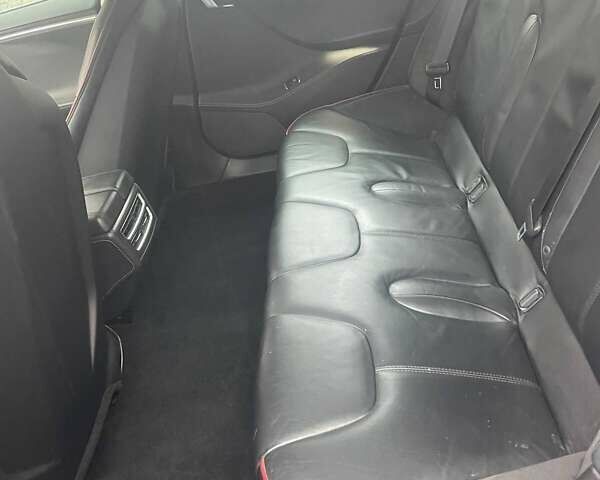 Красный Тесла Модель С, объемом двигателя 0 л и пробегом 186 тыс. км за 11500 $, фото 19 на Automoto.ua
