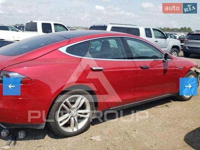 Красный Тесла Модель С, объемом двигателя 0 л и пробегом 222 тыс. км за 14800 $, фото 47 на Automoto.ua
