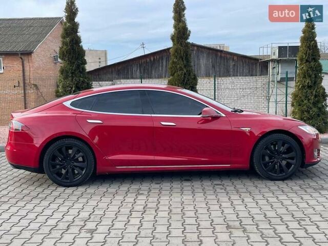 Красный Тесла Модель С, объемом двигателя 0 л и пробегом 236 тыс. км за 12999 $, фото 12 на Automoto.ua