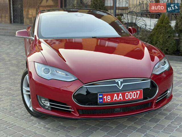 Красный Тесла Модель С, объемом двигателя 0 л и пробегом 116 тыс. км за 18500 $, фото 22 на Automoto.ua