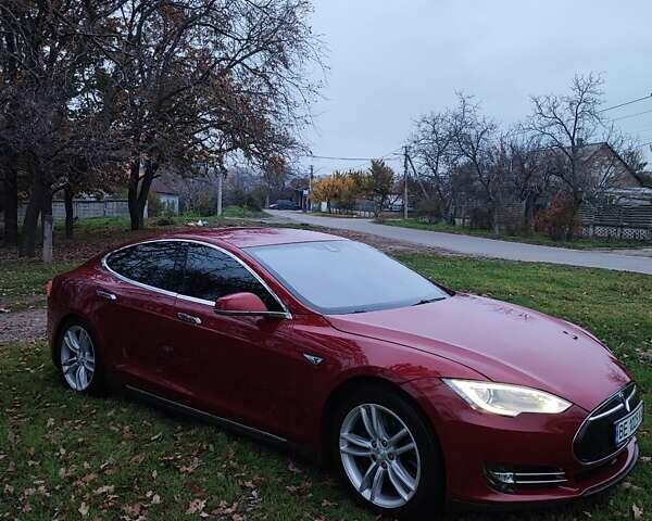 Красный Тесла Модель С, объемом двигателя 0 л и пробегом 274 тыс. км за 14900 $, фото 7 на Automoto.ua
