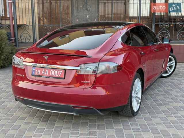 Красный Тесла Модель С, объемом двигателя 0 л и пробегом 116 тыс. км за 18500 $, фото 67 на Automoto.ua