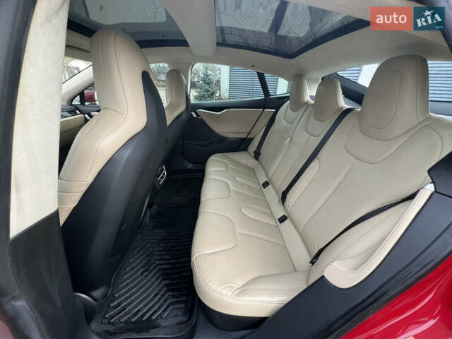 Червоний Тесла Модель С, об'ємом двигуна 0 л та пробігом 155 тис. км за 13500 $, фото 62 на Automoto.ua