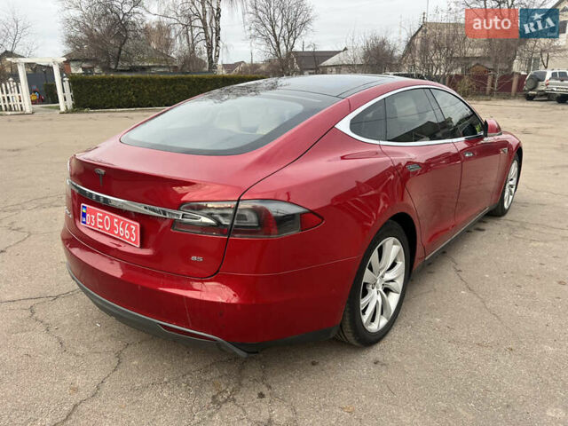 Червоний Тесла Модель С, об'ємом двигуна 0 л та пробігом 155 тис. км за 13500 $, фото 51 на Automoto.ua