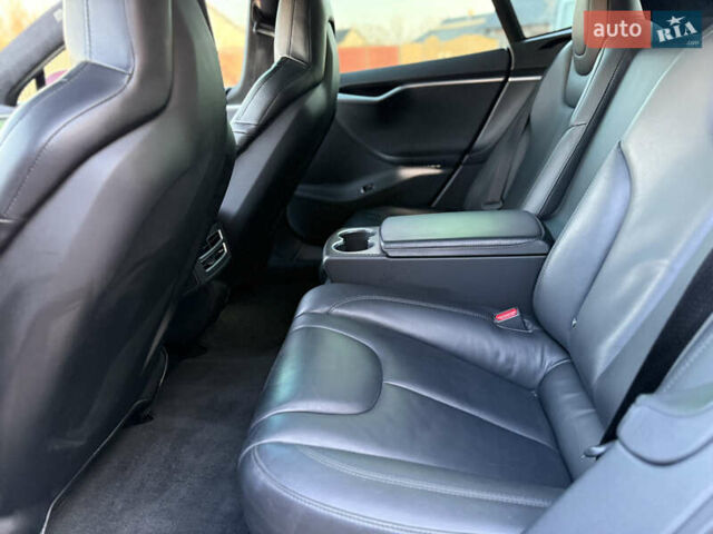 Красный Тесла Модель С, объемом двигателя 0 л и пробегом 116 тыс. км за 18500 $, фото 20 на Automoto.ua