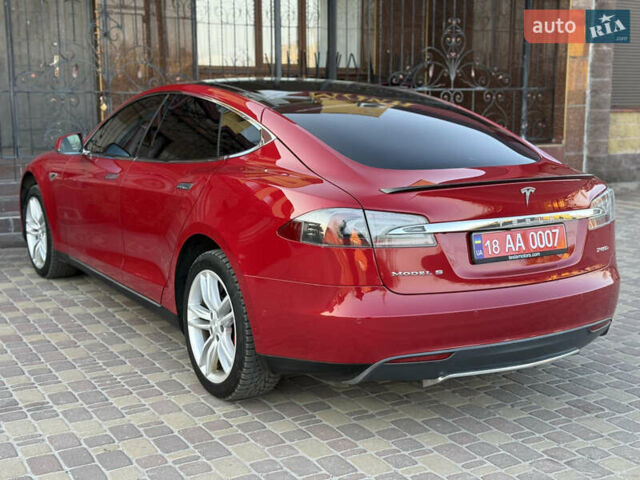 Красный Тесла Модель С, объемом двигателя 0 л и пробегом 116 тыс. км за 18500 $, фото 63 на Automoto.ua