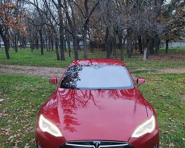Красный Тесла Модель С, объемом двигателя 0 л и пробегом 274 тыс. км за 14900 $, фото 9 на Automoto.ua