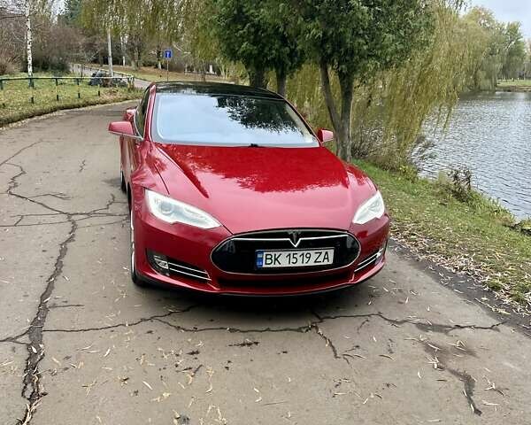 Червоний Тесла Модель С, об'ємом двигуна 0 л та пробігом 150 тис. км за 14850 $, фото 7 на Automoto.ua