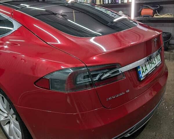 Червоний Тесла Модель С, об'ємом двигуна 0 л та пробігом 263 тис. км за 13500 $, фото 4 на Automoto.ua