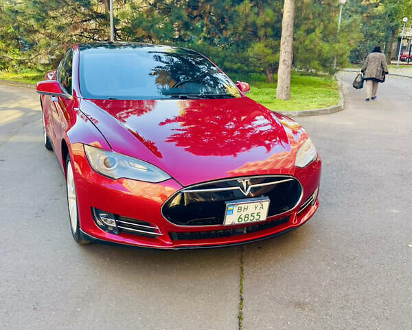 Червоний Тесла Модель С, об'ємом двигуна 0 л та пробігом 80 тис. км за 12800 $, фото 1 на Automoto.ua