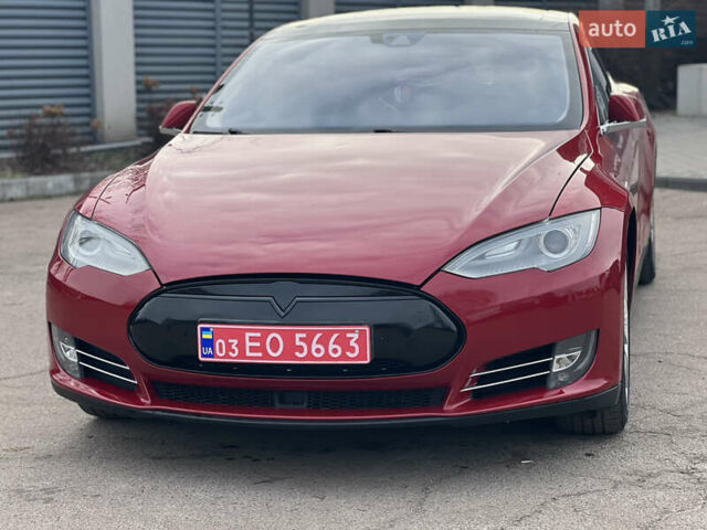 Червоний Тесла Модель С, об'ємом двигуна 0 л та пробігом 155 тис. км за 13500 $, фото 2 на Automoto.ua