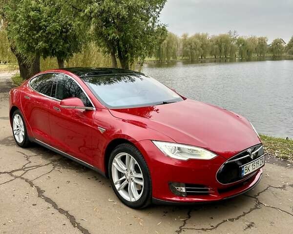 Червоний Тесла Модель С, об'ємом двигуна 0 л та пробігом 150 тис. км за 14850 $, фото 10 на Automoto.ua