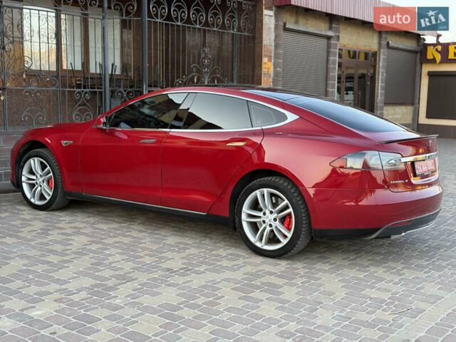Красный Тесла Модель С, объемом двигателя 0 л и пробегом 116 тыс. км за 18500 $, фото 65 на Automoto.ua