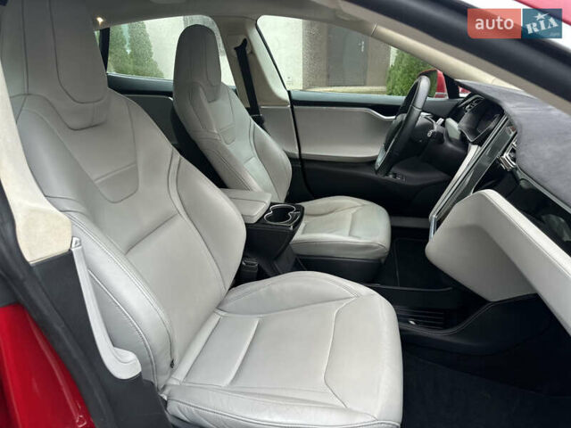 Красный Тесла Модель С, объемом двигателя 0 л и пробегом 188 тыс. км за 15300 $, фото 19 на Automoto.ua