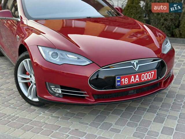 Красный Тесла Модель С, объемом двигателя 0 л и пробегом 116 тыс. км за 18500 $, фото 53 на Automoto.ua