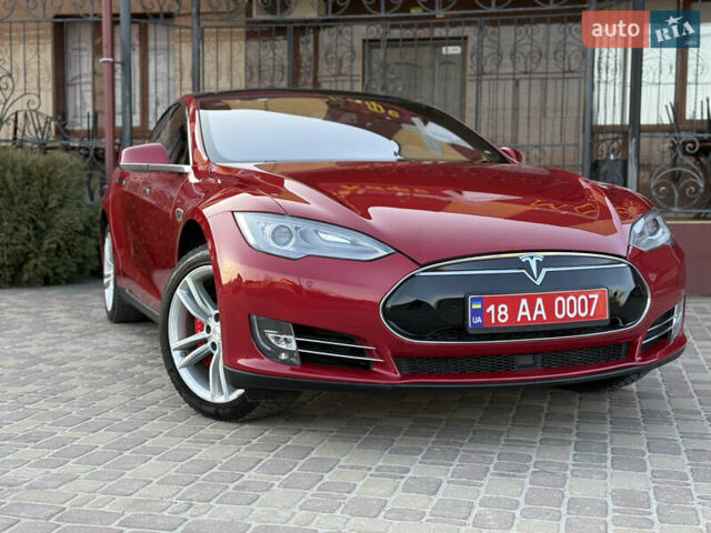 Красный Тесла Модель С, объемом двигателя 0 л и пробегом 116 тыс. км за 18500 $, фото 32 на Automoto.ua