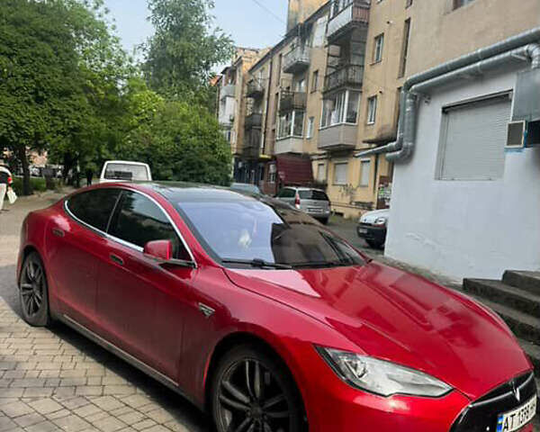 Красный Тесла Модель С, объемом двигателя 0 л и пробегом 234 тыс. км за 12300 $, фото 1 на Automoto.ua
