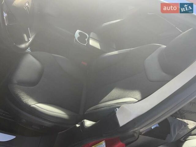 Красный Тесла Модель С, объемом двигателя 0 л и пробегом 108 тыс. км за 13900 $, фото 22 на Automoto.ua