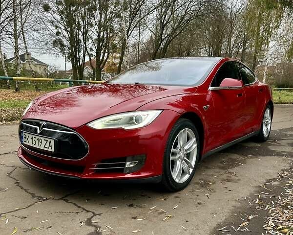 Червоний Тесла Модель С, об'ємом двигуна 0 л та пробігом 150 тис. км за 14850 $, фото 12 на Automoto.ua