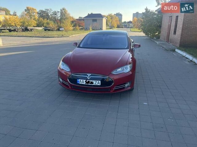 Красный Тесла Модель С, объемом двигателя 0 л и пробегом 201 тыс. км за 13800 $, фото 6 на Automoto.ua