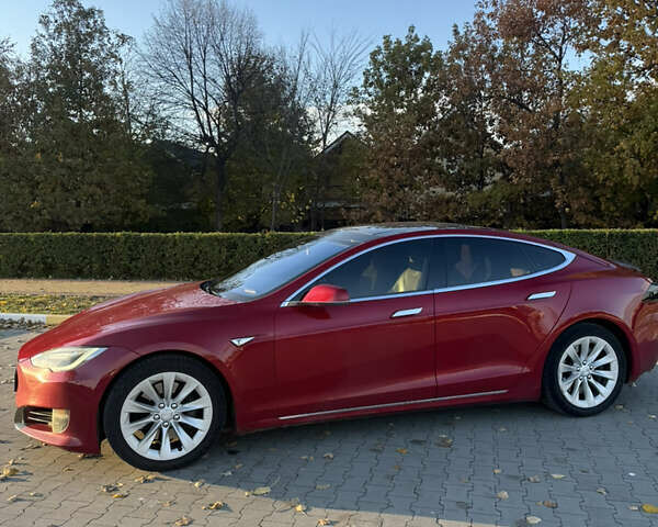 Красный Тесла Модель С, объемом двигателя 0 л и пробегом 91 тыс. км за 17000 $, фото 2 на Automoto.ua