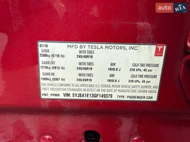 Красный Тесла Модель С, объемом двигателя 0 л и пробегом 157 тыс. км за 9800 $, фото 7 на Automoto.ua