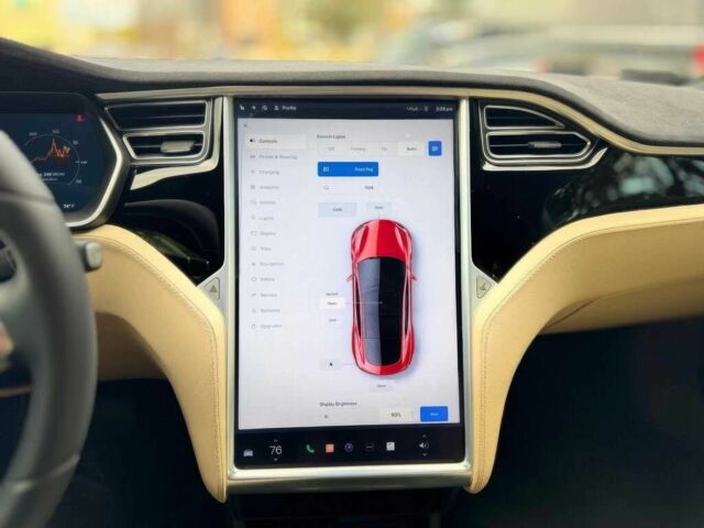 Червоний Тесла Модель С, об'ємом двигуна 0 л та пробігом 76 тис. км за 7800 $, фото 9 на Automoto.ua