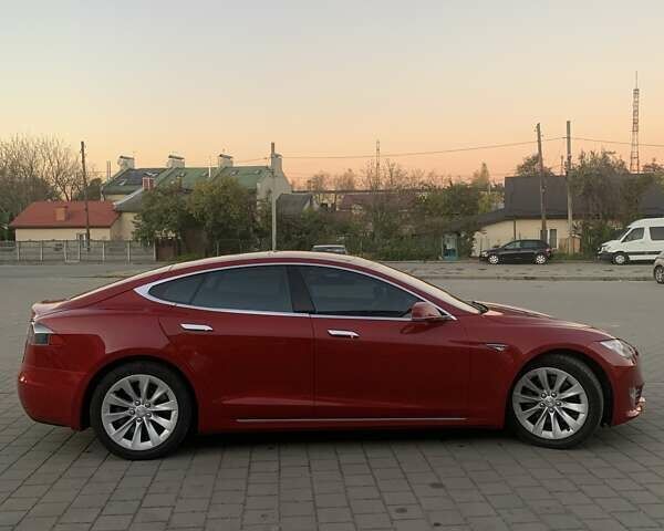 Червоний Тесла Модель С, об'ємом двигуна 0 л та пробігом 82 тис. км за 16500 $, фото 16 на Automoto.ua