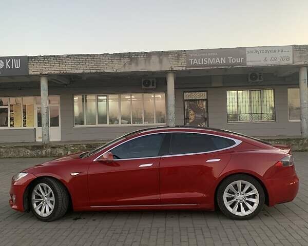 Червоний Тесла Модель С, об'ємом двигуна 0 л та пробігом 82 тис. км за 16500 $, фото 6 на Automoto.ua