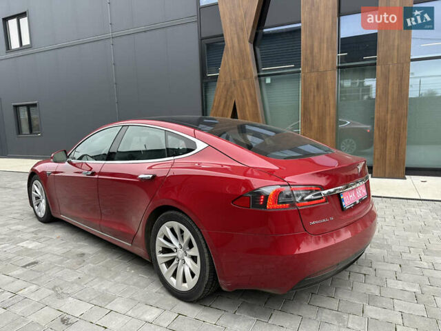 Красный Тесла Модель С, объемом двигателя 0 л и пробегом 227 тыс. км за 14300 $, фото 10 на Automoto.ua