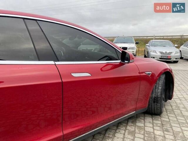 Червоний Тесла Модель С, об'ємом двигуна 0 л та пробігом 126 тис. км за 15990 $, фото 5 на Automoto.ua