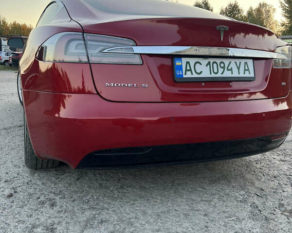 Красный Тесла Модель С, объемом двигателя 0 л и пробегом 115 тыс. км за 20000 $, фото 7 на Automoto.ua