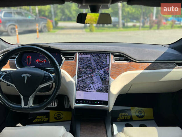 Красный Тесла Модель С, объемом двигателя 0 л и пробегом 68 тыс. км за 23700 $, фото 14 на Automoto.ua